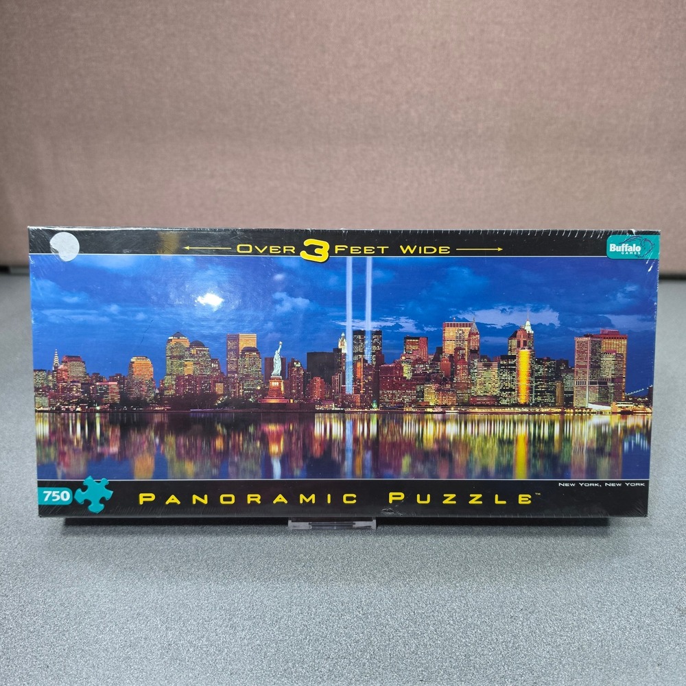 Buffalo Games Panoramic Puzzle Unisex 750pc Blue New NYC Skyline Tribute Light